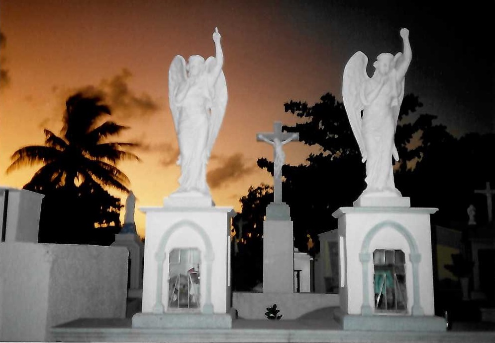 Cemetery, gate, Isla Mujeres, Mexico, winter 93